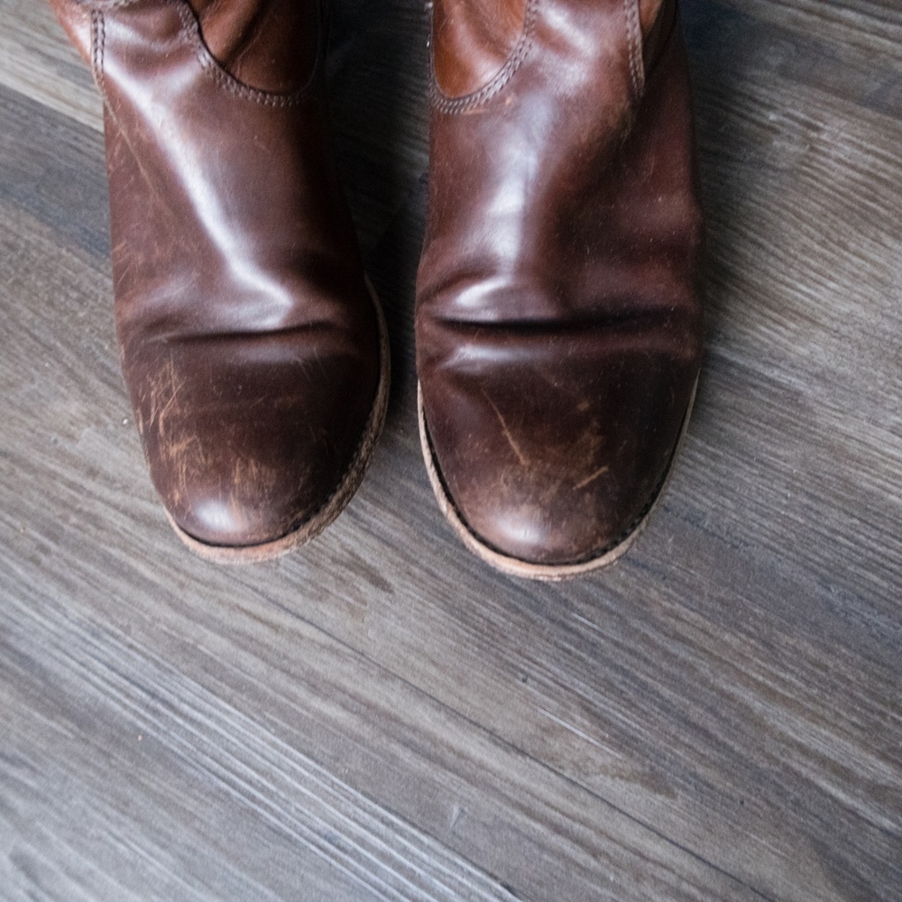 Frye Melissa Button Back Boots Brown size 7 - Picture 7 of 8